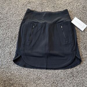 New! Athleta Women's skort in Black
